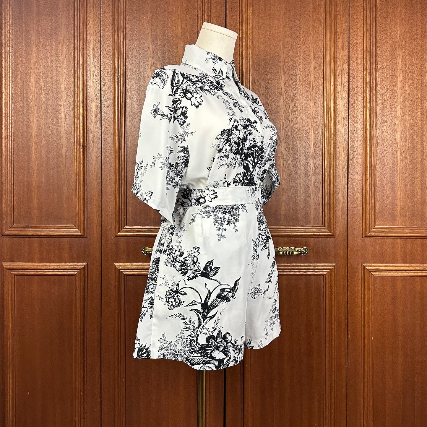 Lalune Blouse and Shorts Matching Set