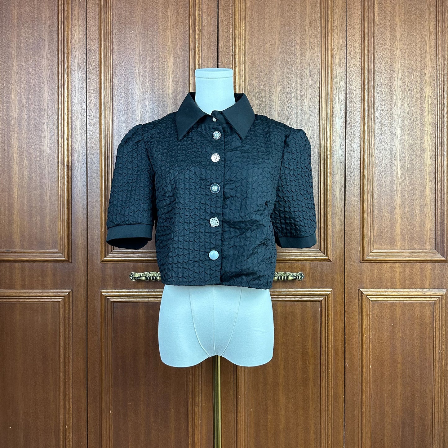 Puff Sleeves Collared Elegant Women Blouse Top with Faux Pearl Buttons